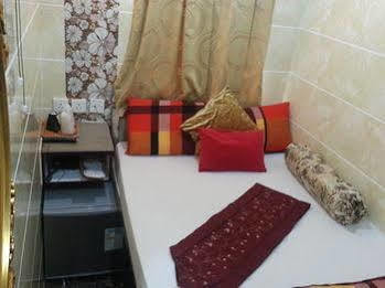 Ranjeet Guest House 香港 エクステリア 写真